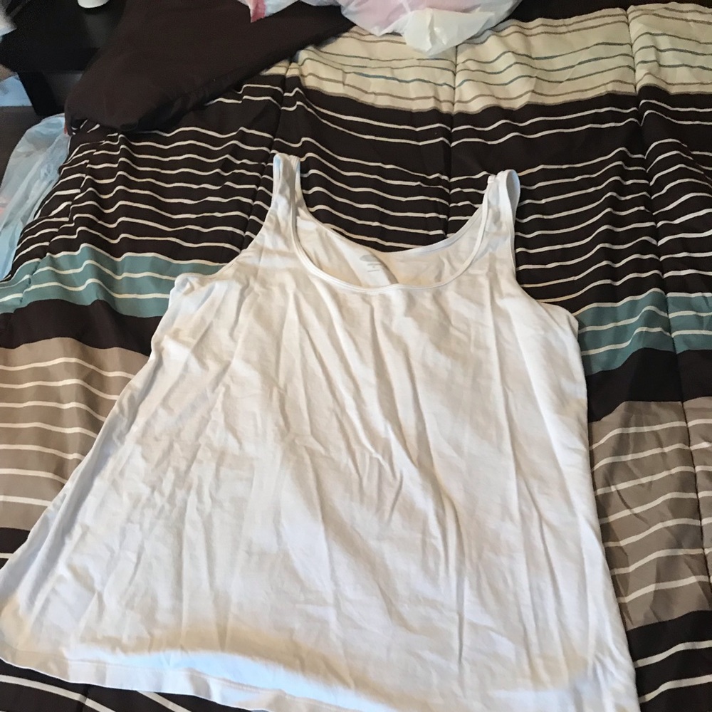 Old Navy White tank